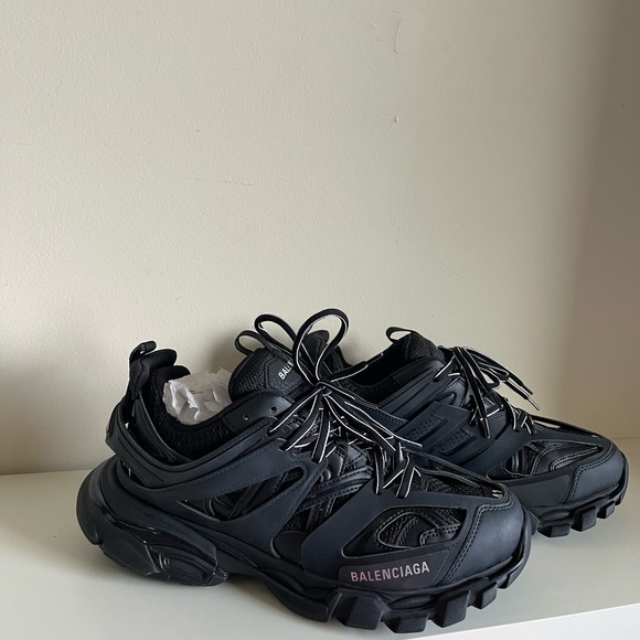 New Balenciagas Track sneaker - Picture 7 of 14